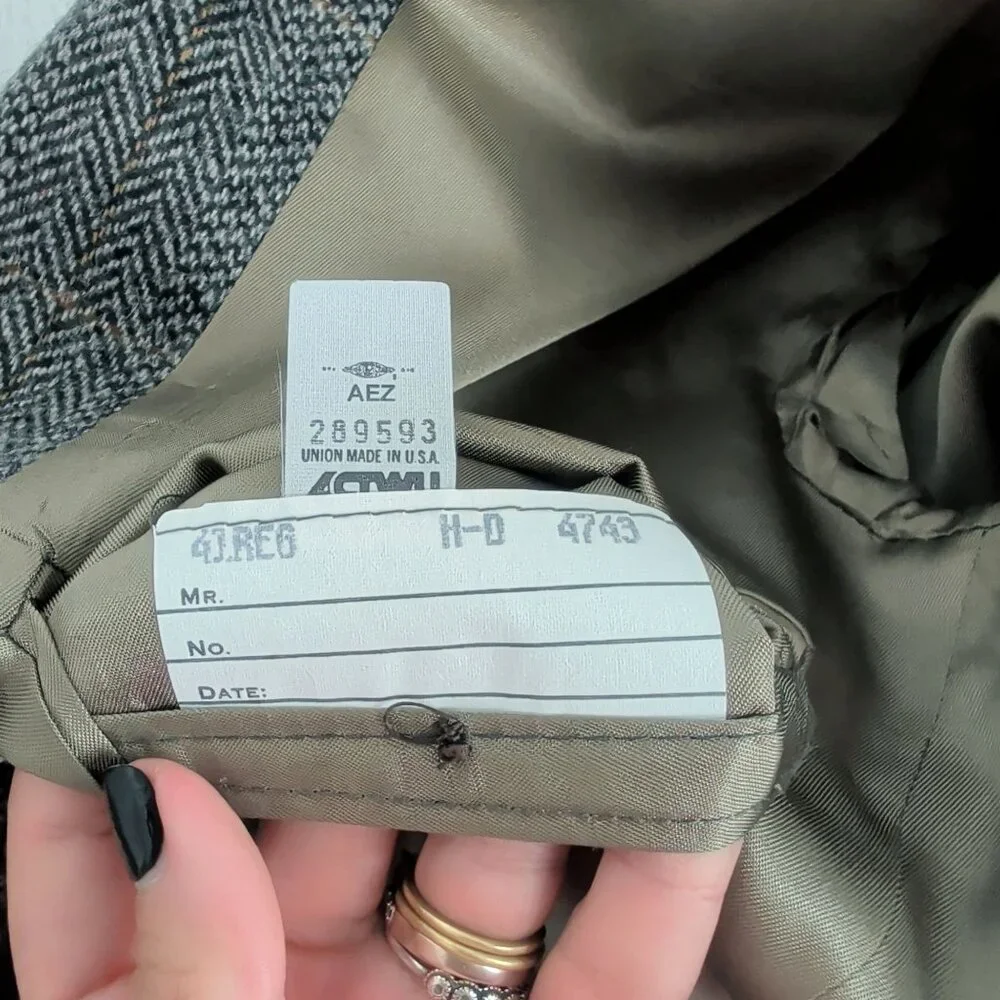 Vintage Evan Picone Gray Tweed Blazer 41R Medium Sportscoat